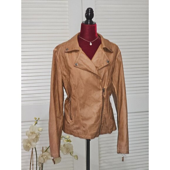 NWT Max Studio Women's Camel/Brown Faux Leather Jacket Size XL 089 - Picture 3 of 13